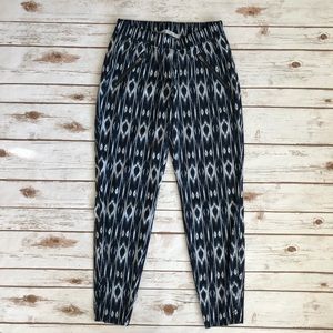 Athleta Black and White Ikat Print Jogger Pants